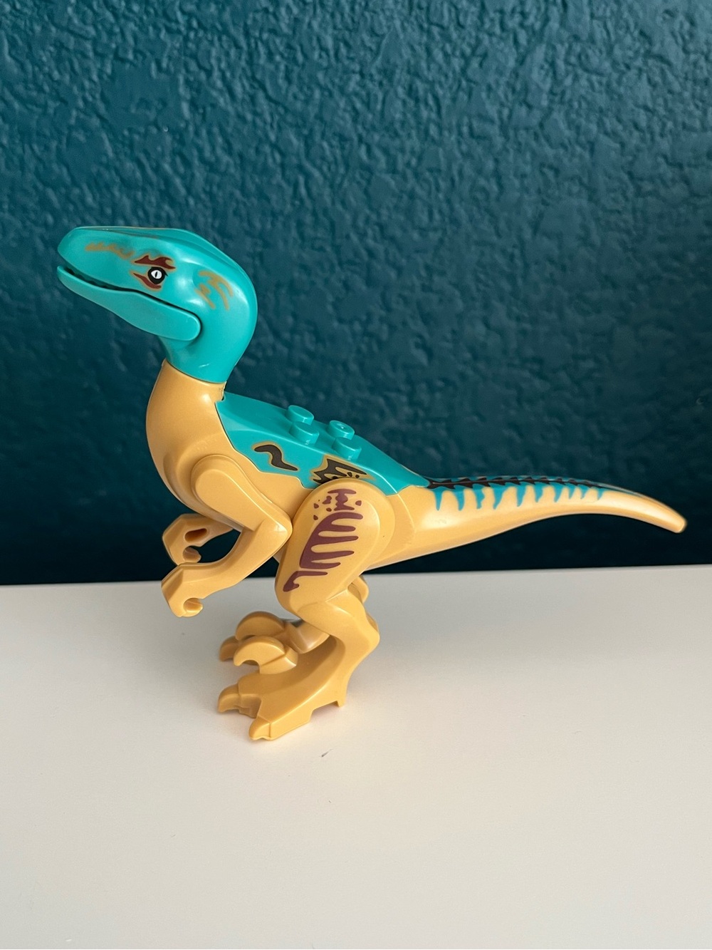 Jurassic World Small Dinosaurs Mini-figures (not official lego) - Picture 2 of 9